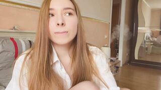 Beautiful girl's pussy throbs and cums - 9 image