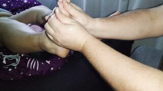 relaxing foot massage after 14 hours at work - 4 image