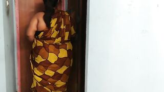 (Tamil Maid Ki Jabardast Chudai malik ke beta) Indian Maid Fucked by the owner's son while sweeping house - Huge Ass Cum - 7 image