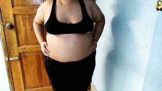 Bhabhi ne kha mujhe aur jor se chodo - Hot Bhabhi Yoga karte hai, devar se Choda Chudi karne ke liye jabardast karta hai - 3 image
