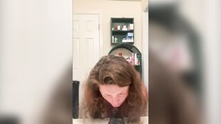 Stepmom has fun with a monster dildo and fucks her pussy deep - 6 image