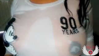 Dronil Horny BBW with big natural tits dancing underwater, doing a wet flannel show, shaking her ass and squeezing him big boobs. Available to be fucked and collaborations. Do you dare to fuck me? - 6 image