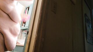 Pandi getting ready to go shopping, she will get dressed for that. - 14 image