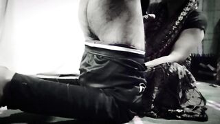 Hot Mosi ji Ko Mana Kar Maje ki Choot mar Li , mosi boli Tumhra to bahut bada hai - Part 1 - 8 image