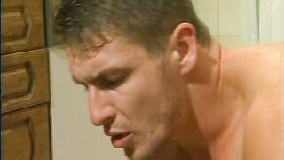 Behaarte Fette bekommt Schwanz zum Geburtstag - 15 image