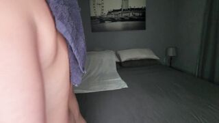 Playing with my fat pussy while having my own naked spa day at home, close up face - 8 image