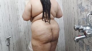 The Bbw Bath Show (My Huge Ass And Boobs) - 13 image