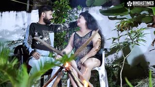 Moti aur Bade Dudhwali Sauteli Maa ko Bagiche me raat ko lejakar Sautele Bete Ne Ghapa Ghap Choda aur Muh me gira dala - 2 image