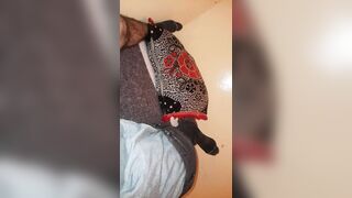 9ahba tanjawiya katmot 3la zab khchit ydi ftabonha - 1 image