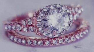 A voyeur's view of a Marilyn Monroe blowjob for diamonds - 5 image