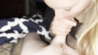Thick blonde takes load on stomach and in pussy - 2 image