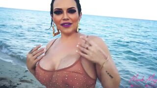 Freaky Latina gets fat pussy fucked in Miami - 3 image