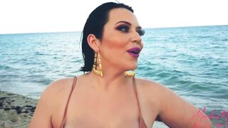 Freaky Latina gets fat pussy fucked in Miami