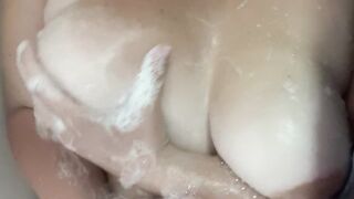 BBW plays with her soapy titties - 15 image