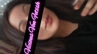 I record secretly while I smoke and sing with my friend - 1 image