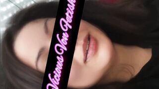 I record secretly while I smoke and sing with my friend - 3 image