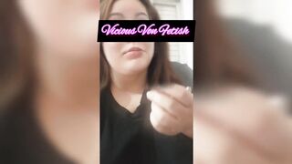 I record myself smoking while talking to a friend - 6 image