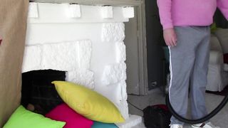 She really Sucks like a Vacuum Cleaner until Huge Facial - 2 image