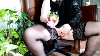 Sexy mother-in-law complied with son-in-law's request - 10 image