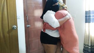 Repairman to fix the TV when Sexy Priya Bhabhi takes off Mistry's pants & Touch his big cock then He fucks her (Hindi) - 5 image