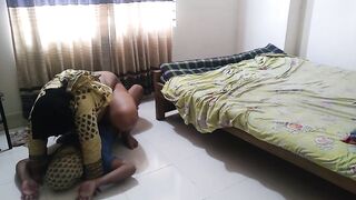 A workman was cleaning the house Then Rich BBW Hot lady owner comes and fucks him rough (Big Ass & Big Boobs) Italian - 13 image