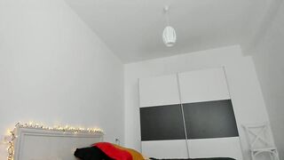 Big ass bbw writing fans name on her boddy - 10 image