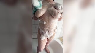 British Chubby wife gets soapy for you! - 3 image
