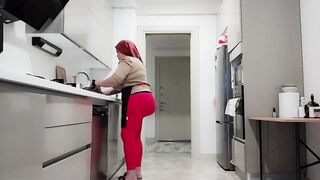 my slut big ass stepmom caught me watching at her ass - 10 image