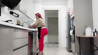 my slut big ass stepmom caught me watching at her ass - 12 image