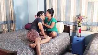 Debar ne bhabhi ko pakar liya hindi blue film dekhte hue - 3 image