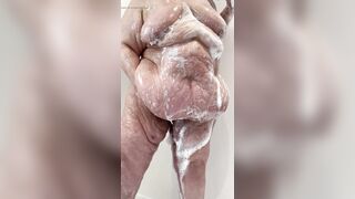 Big tit SSBBW masturbates to orgasm in soapy shower scene - 10 image