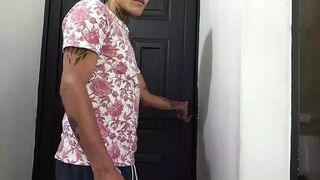 I get a big surprise when I put my hand in his bag - 1 image