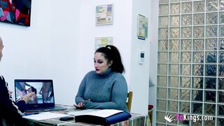 BBW Chrystal Rosewood wants to be a porn model... But will she pass the HOT CASTING? - 4 image