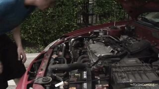 Curvy brunette girl gets her car fixed after fucking with a mechanic - 2 image