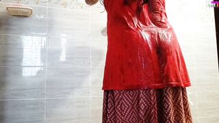 The Husband of the Girl Fucked the Mother-in-law in the Bathroom. Clear Bengali Audio - 4 image