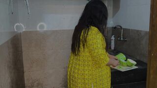 Neighbors fuck new Married wife while cutting vegetables in kitchen - Jabardast Chudai - 4 image