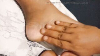 Foot and Butt Massage in Four to Pregnant Woman - 8 image