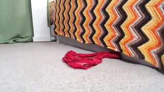 953 Giantess Gets Her Face Fucked by Tiny Who Snuck in From Dawnskye