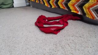 953 Giantess Gets Her Face Fucked by Tiny Who Snuck in From Dawnskye