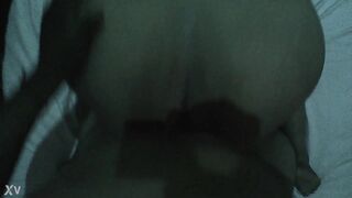 Me vengo entre sus enormes nalgas - 14 image