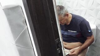 Samara and Bony get to touch and suck each other's pussies while their stepdad is in the bathroom. Part 2 - 5 image