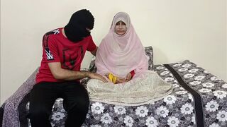 Sexy Pakistani Bride Sucking Cock and Hard Rough Fucked on Her Wedding Night - 1 image