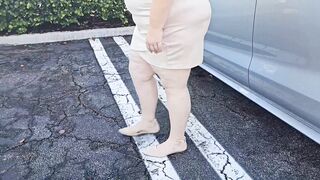 Stranger approached me in parking lot and started eating my pussy after I fell for his made-up story (kinky Muslim hijab Milf) big booty (bust a nut) Jamdown26