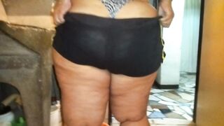 My Chubby Sister-In-Law Excites Me When She Goes To Wash Her Clothes - 6 image