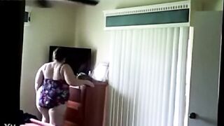 Fat Christine K. gert ready to go to the pool in Florida - 12 image