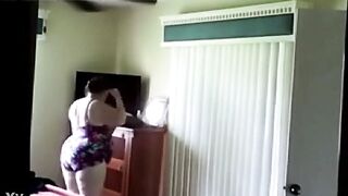 Fat Christine K. gert ready to go to the pool in Florida - 8 image