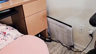 I accidentally pee on the plumber while he fix the pipe - jamdown26 - BBW SSBBW thick ass Pawg Milf, big butt, big ass, fat ass - 4 image