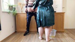 When my mother-in-law peed in a bucket like a cow, I stood and jerked off like a pimply teenager - 6 image