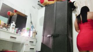 MY ASS STEPMOM MASTURBATES HER WET PUSSY