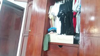 Latin girl shows her big wet ass - 10 image